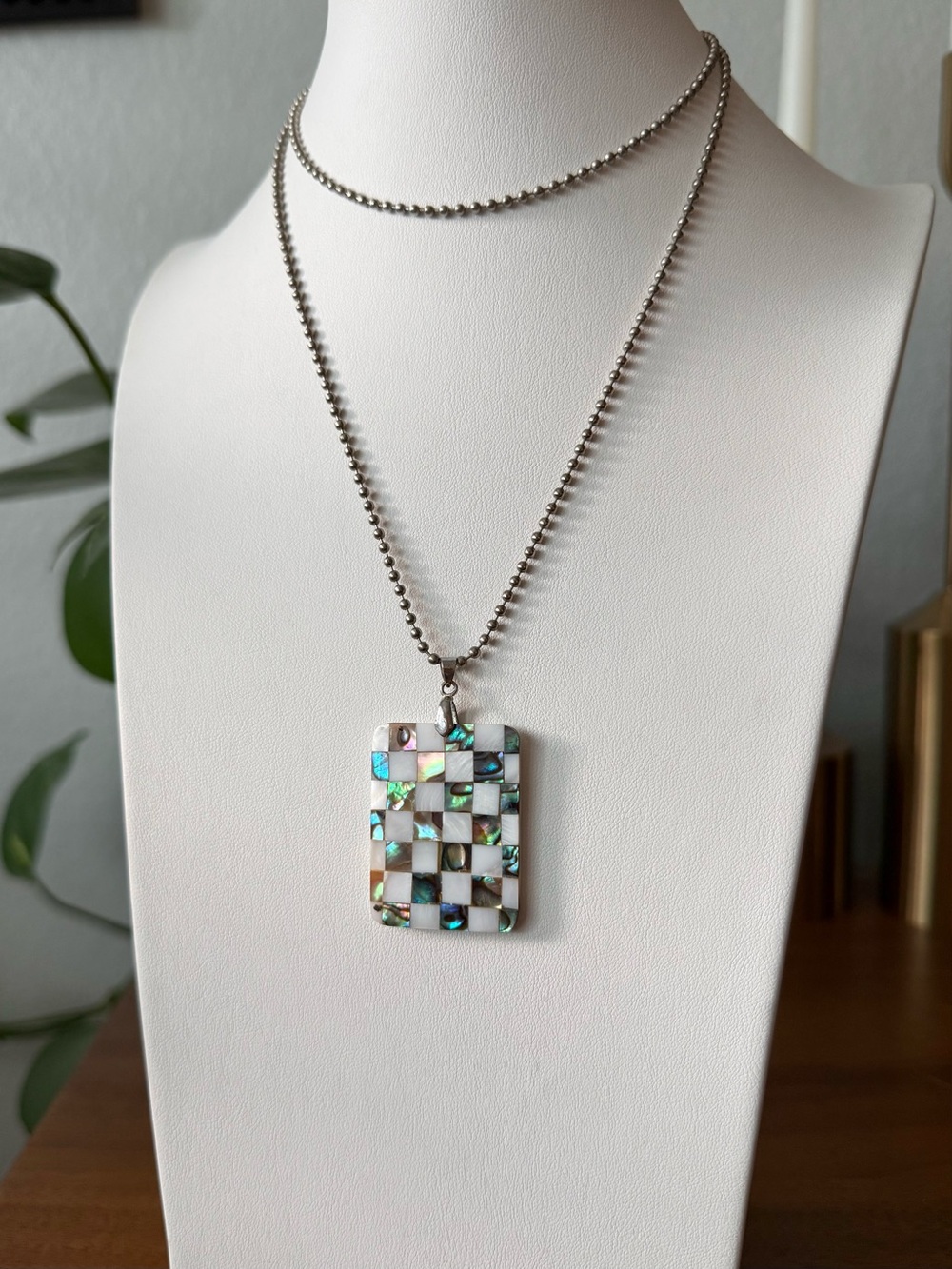 Vintage Mother-of-Pearl Abalone Checkered Pendant Necklace SilverTone Ball Chain